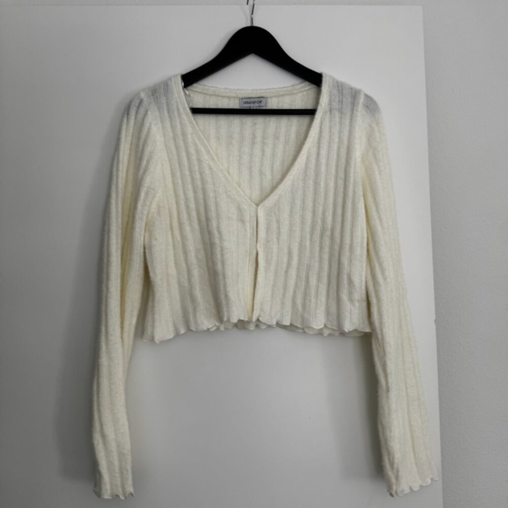 Urban Sport white cropped v-neck cardigan - Size M
